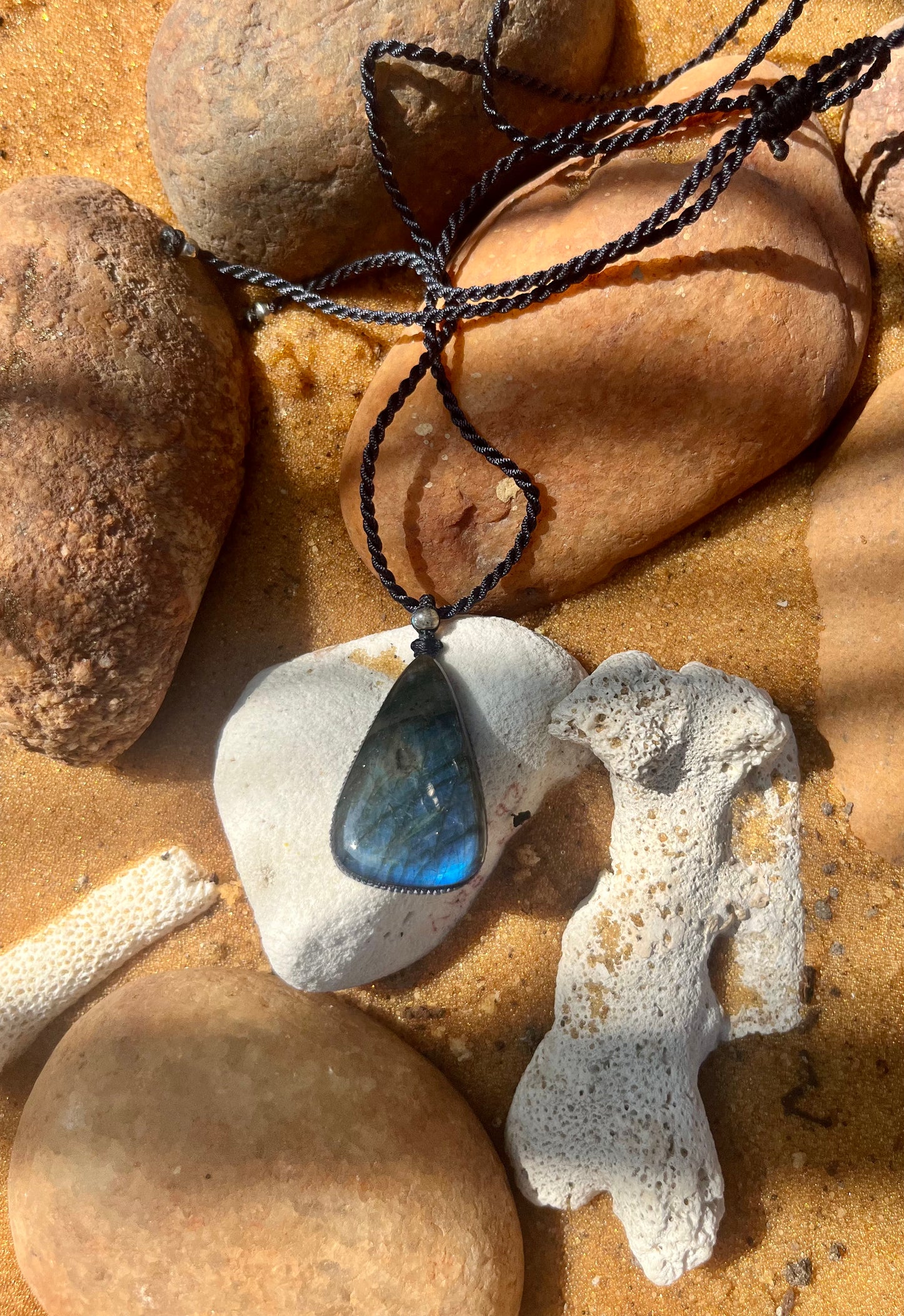 Labradorite peacock blue Pendant - With adjustable macrame cord
