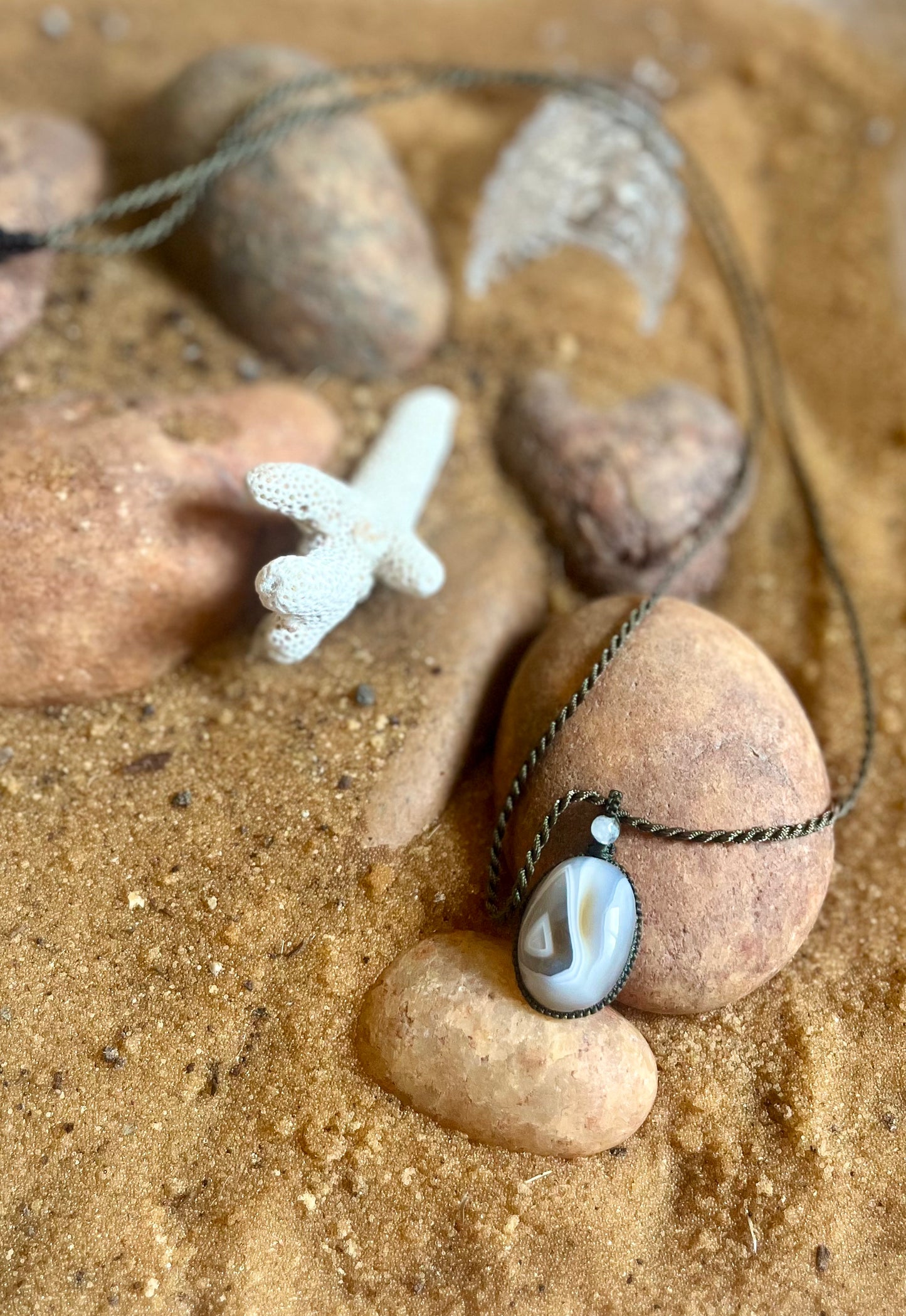 Mixed white AGATE Pendant - With adjustable macrame cord
