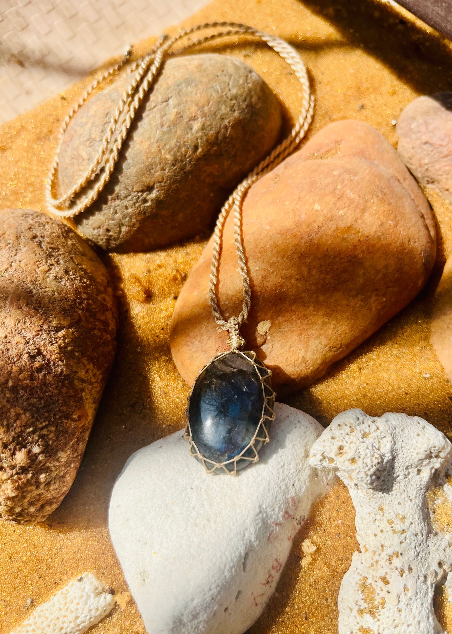 Labradorite peacock blue Pendant - With adjustable macrame cord
