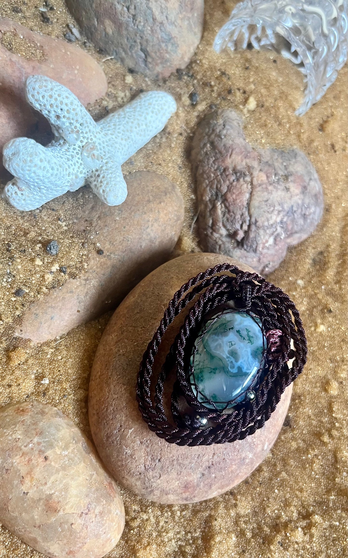 Mixed green-white-smoky Moss AGATE Pendant - With adjustable macrame cord