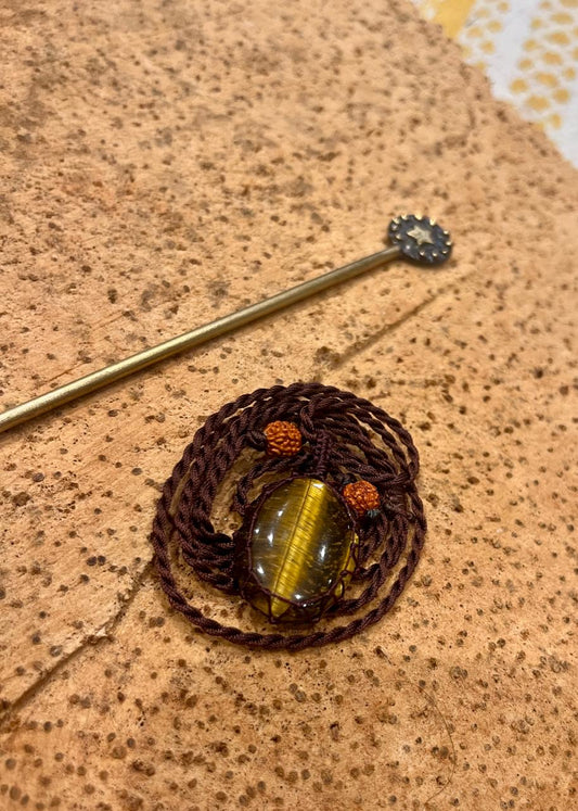 TIGER EYE Pendant in Macrame cord