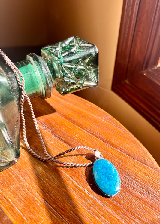 KUNZNITE Turquoise blue Pendant - With adjustable macrame cord