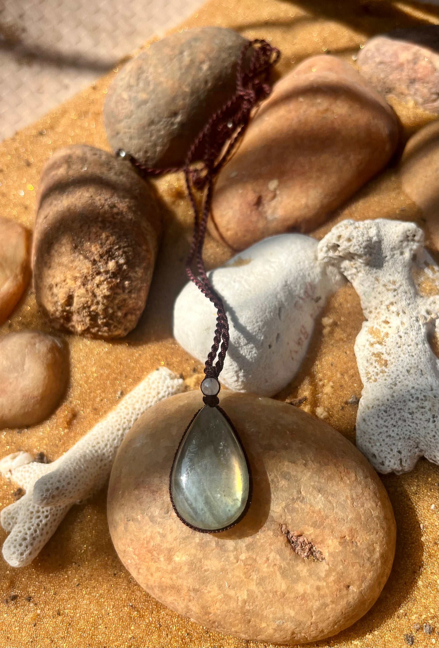 Labradorite cloudy light green Pendant - With adjustable macrame cord