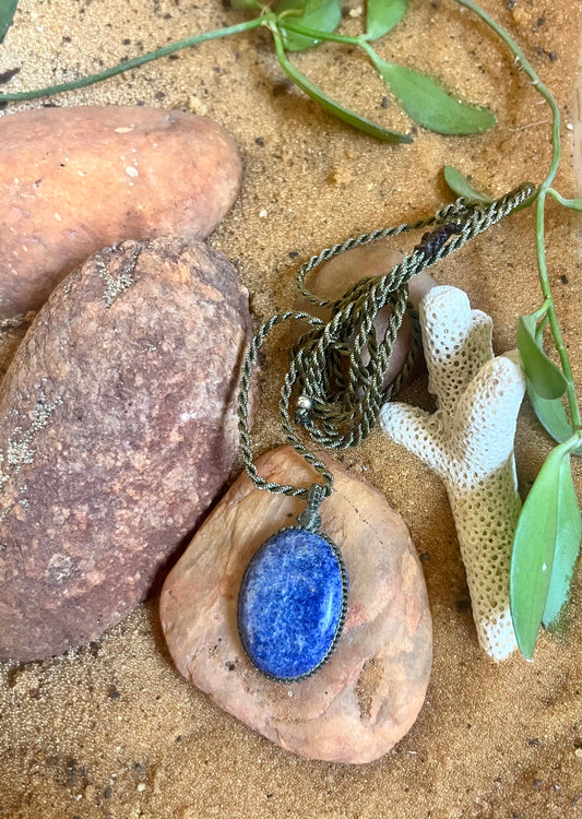 LAPIS LAZULI Blue Pendant - With adjustable macrame cord
