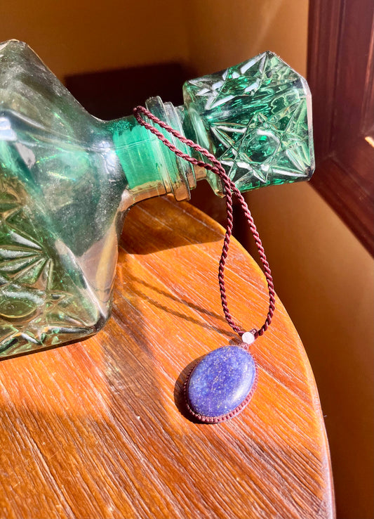 LAPIS LAZULI Blue  VIOLET Pendant - With adjustable macrame cord